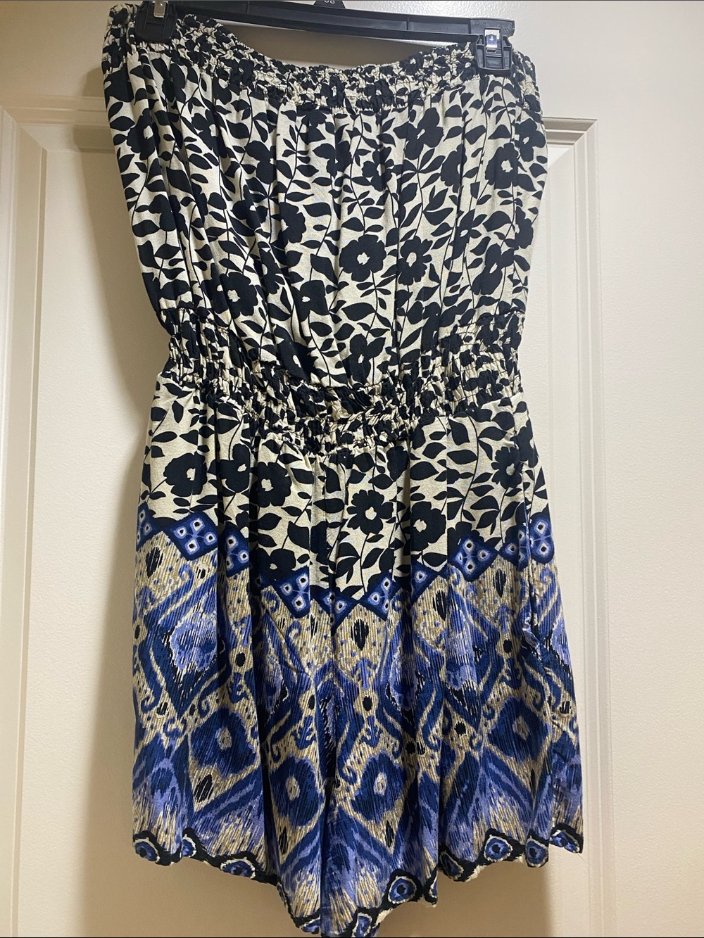 Black & Cream Floral & Blue geometric print strapless romper, sz L